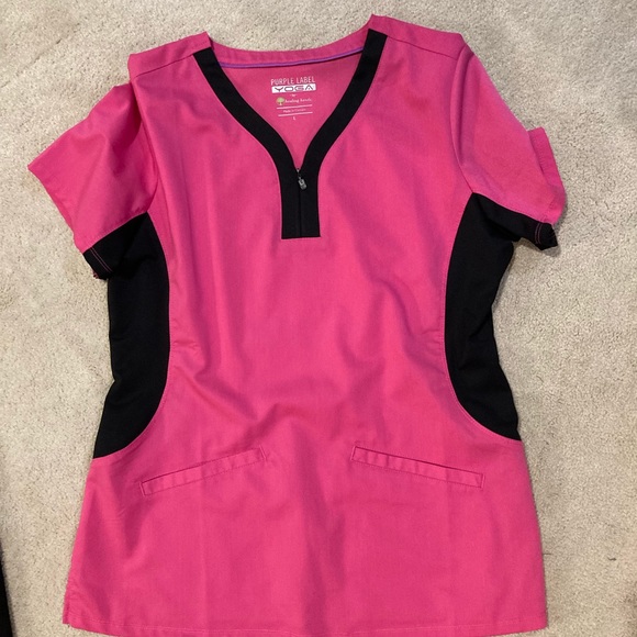 Healing hands scrub top shocking pink - Picture 1 of 2